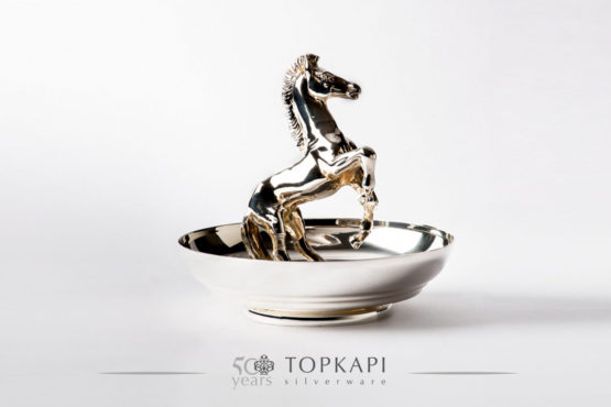The standing horse silver plated bowl