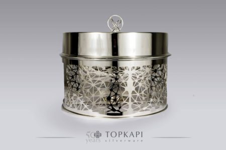 Round 'Constellation' silver plated chafing dish with hinge for cover