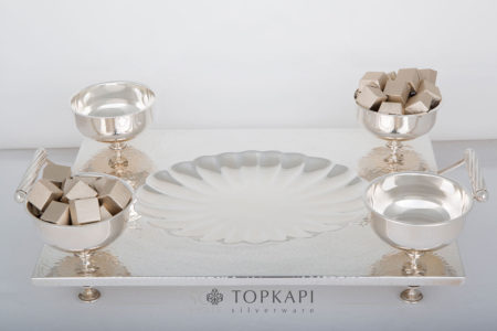 Rectangular tray 'shell' design with 4 sweets bowls